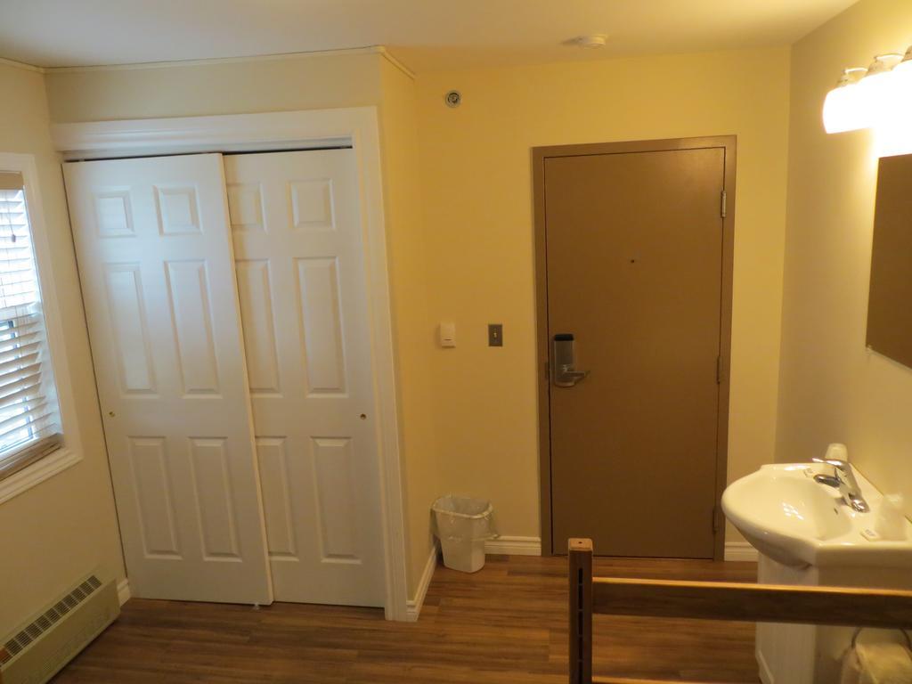 Unb Saint John Summer Hotel Rum bild